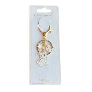 Chloe Accessory Women's Gold White Enamel Cat Moon Star Charm Keychain Key